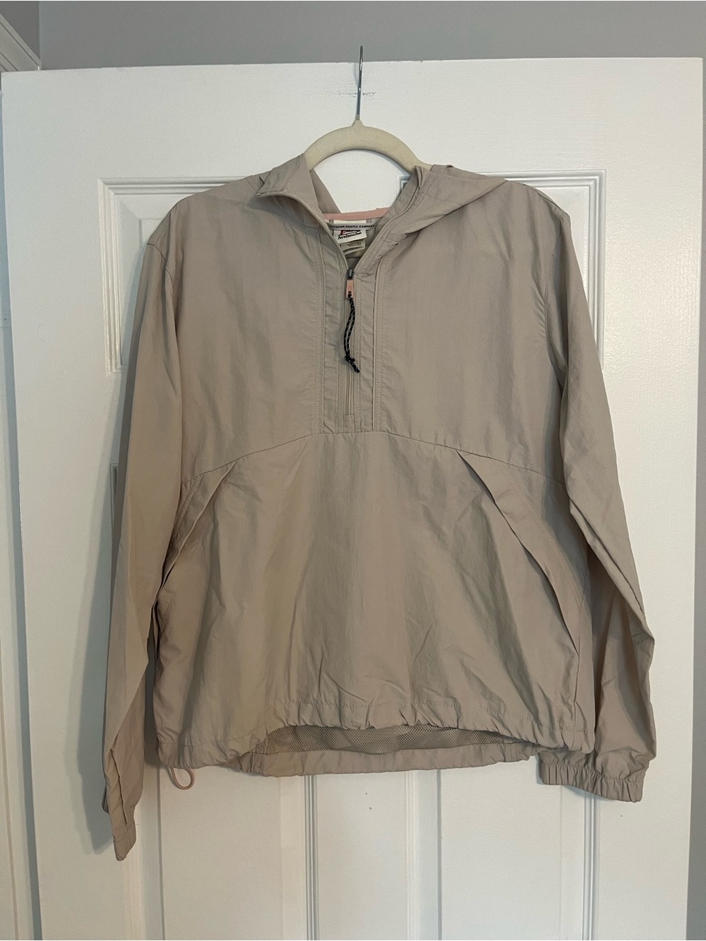 NWT Avalanche Light Beige Hooded Windbreaker Jacket
